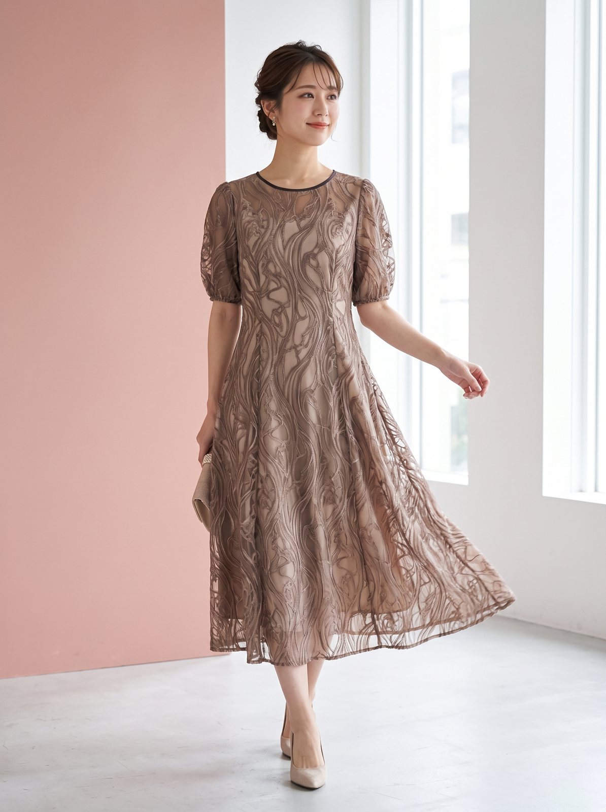 うねり刺繍シアー フレアパーティードレス | 24DRESS
